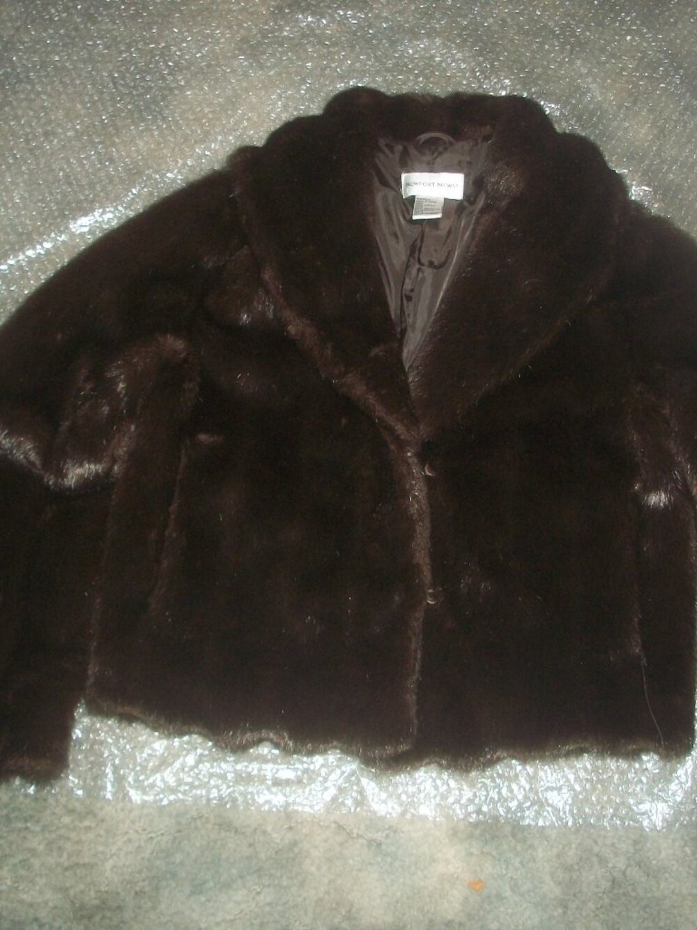 womens faux fur lined coat. brown. lush beautiful like new coat. size small